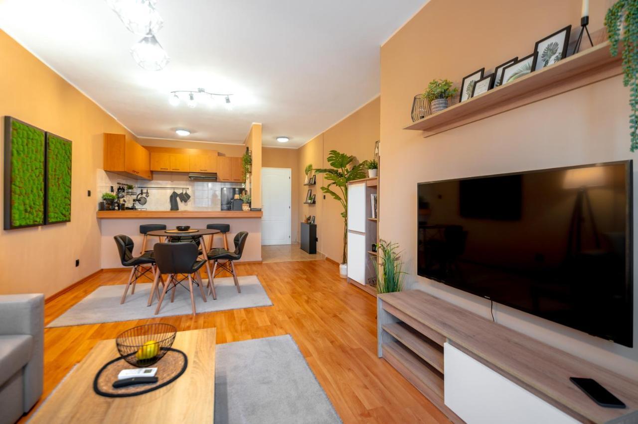 Cosy Green Apt Close To Macedonia Square Sofie Exteriér fotografie